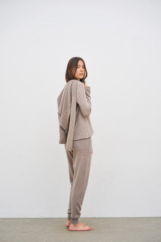 REBECCA V-NECK BLOUSE