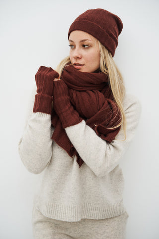 HANNAH SCARF