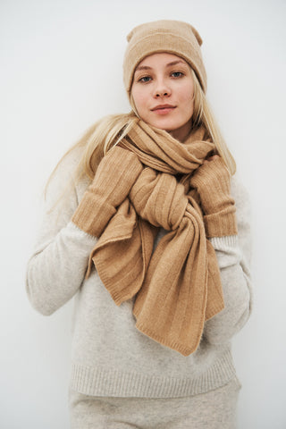 HANNAH SCARF