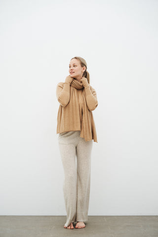 HANNAH SCARF
