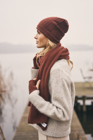 HANNAH SCARF