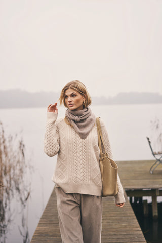 ELENA SCARF
