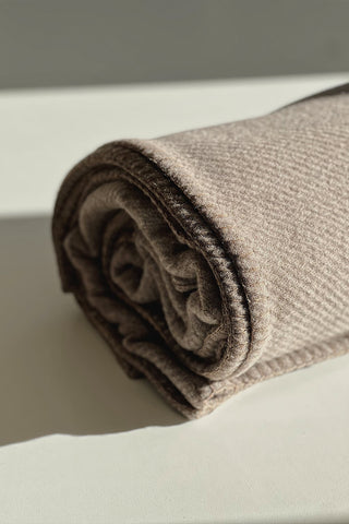 SERENE THROW