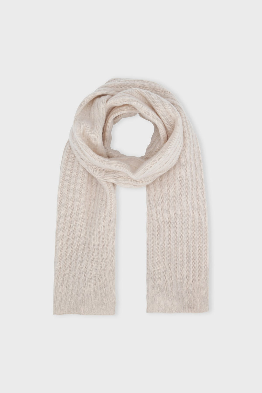 SARA SCARF